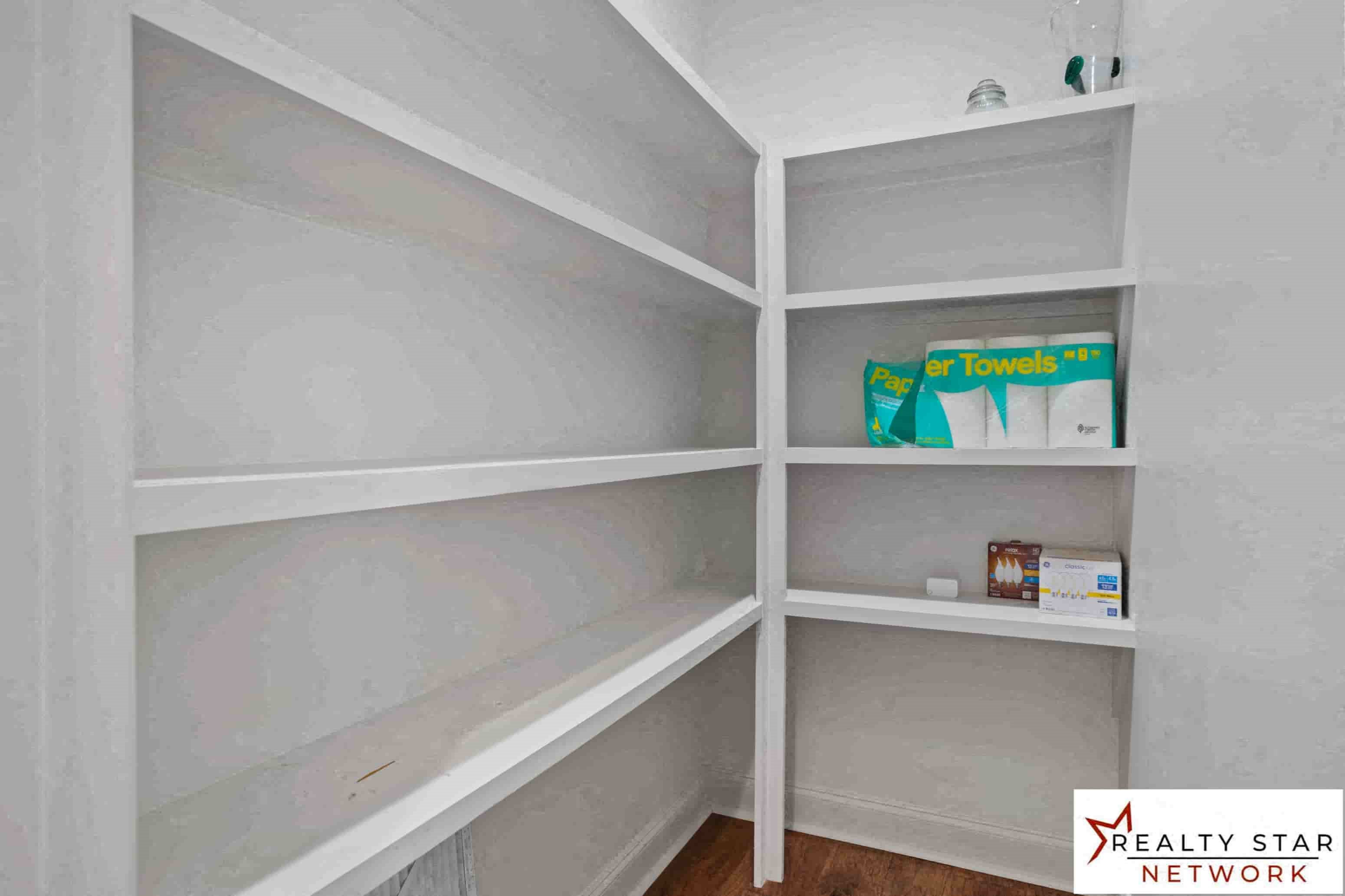 Gallery Photo 4