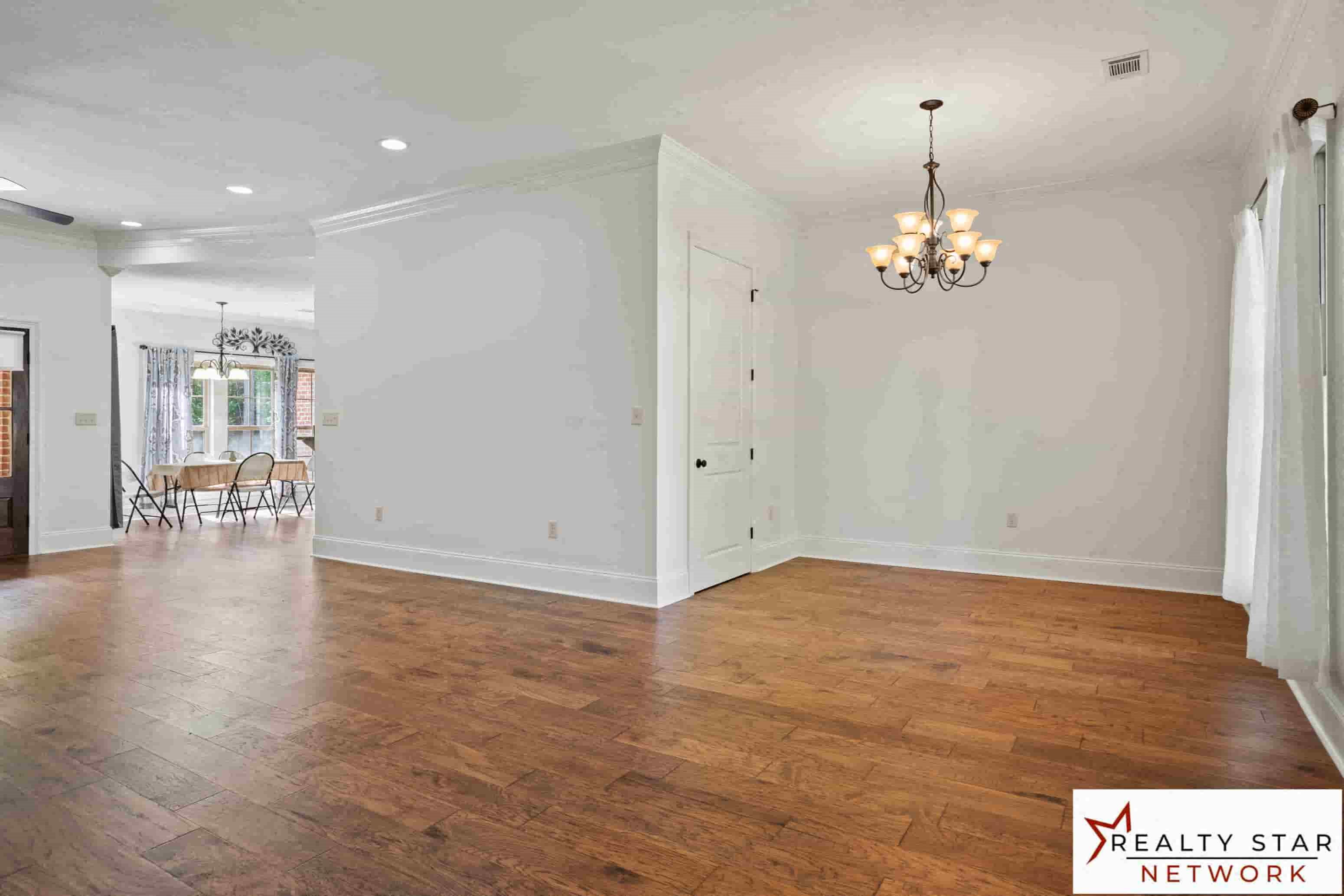 Gallery Photo 19