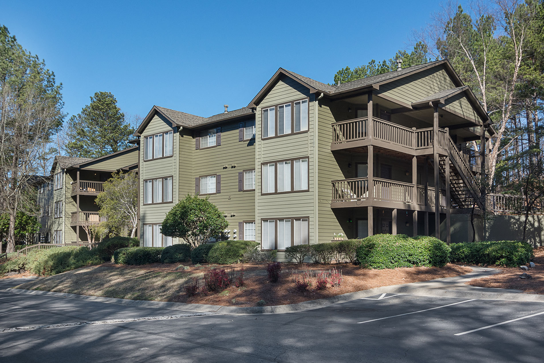 Champions Glen Apartments In The Heart Of Union City Ga