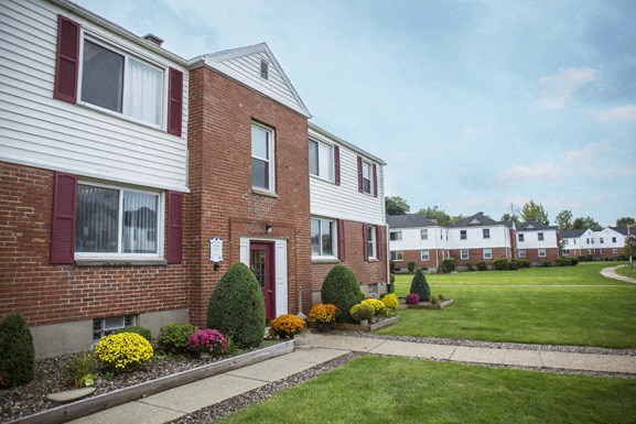 Princeton Court - Studio Unit - One-bedroom, One-Bath Units - Two-bedroom, One-Bath Units – Not Pet Friendly - Appliances Included – SUNY Buffalo - Amherst Central School District
