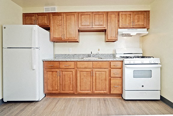 Princeton Court – Kitchen - Dining – Appliances Included – Updates - 24 Hour Emergency Maintenance –Cable Ready - Storage - Ask for a Tour – Not Pet Friendly