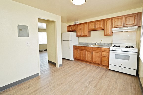 Princeton Court – Kitchen - Dining – Appliances Included – Updates - 24 Hour Emergency Maintenance –Cable Ready - Storage - Ask for a Tour – Not Pet Friendly