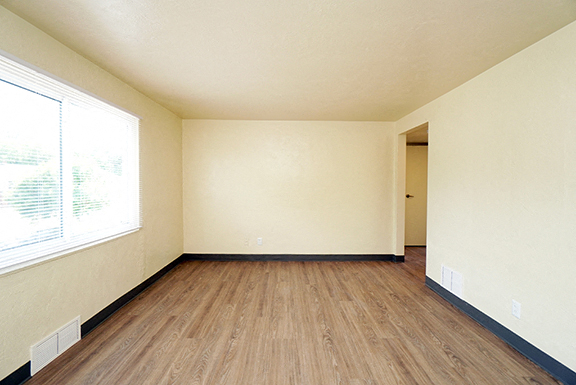 Princeton Court – Living Room – Dining – Buffalo Area – Appliances Included - 24 Hour Emergency Maintenance – Not Pet Friendly – Ask for a Tour - Cable Ready