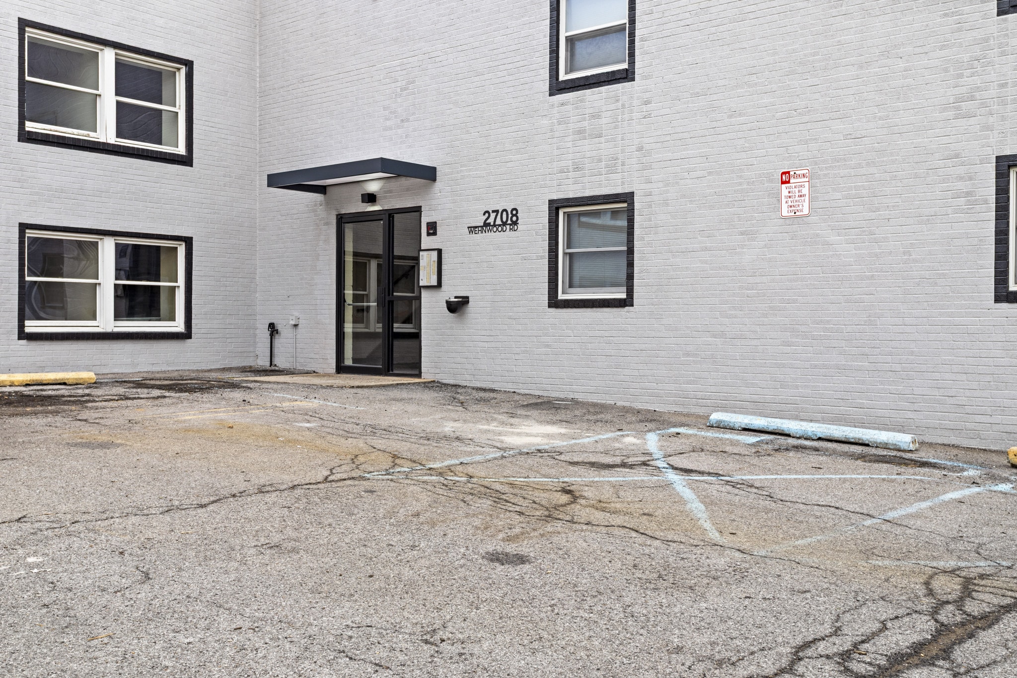 Gallery Photo 24