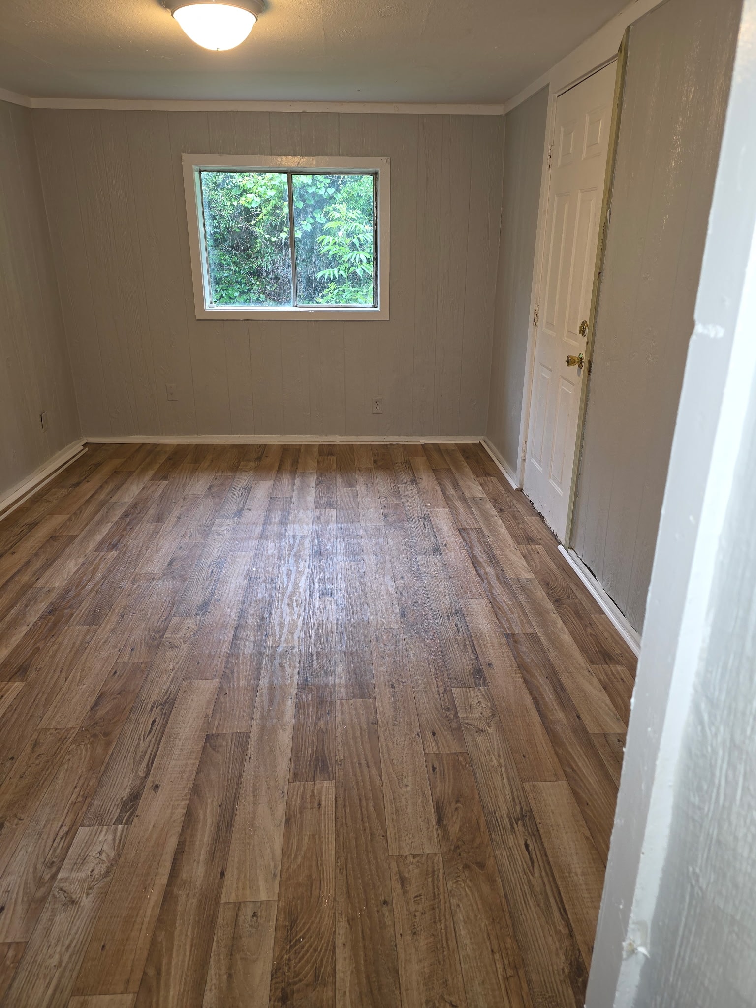 Gallery Photo 13