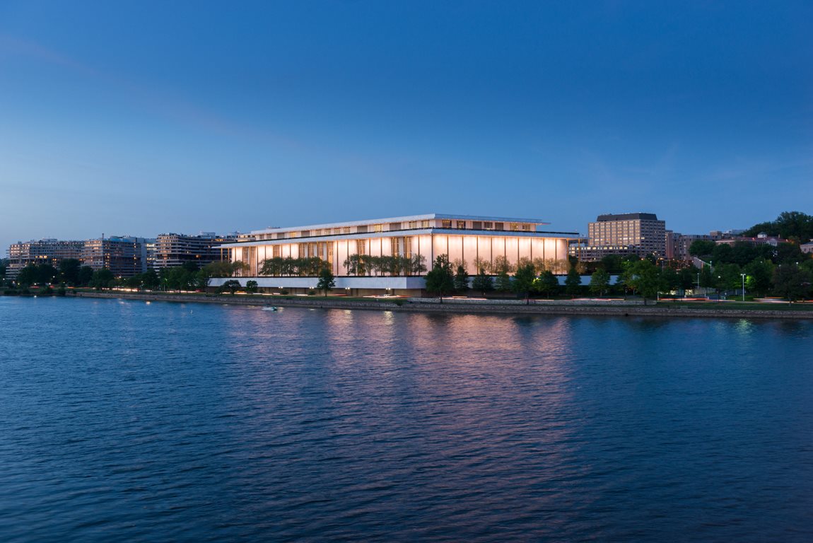 The Kennedy Center at The 925 Apartments, Washington, DC,20037