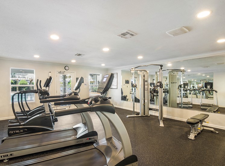 Woodcliff apartments fitness center in Pensacola, Florida