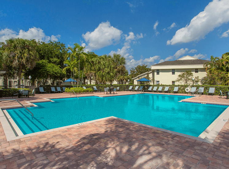 Blue Isle apartments swimming pool in Coconut Creek, Florida