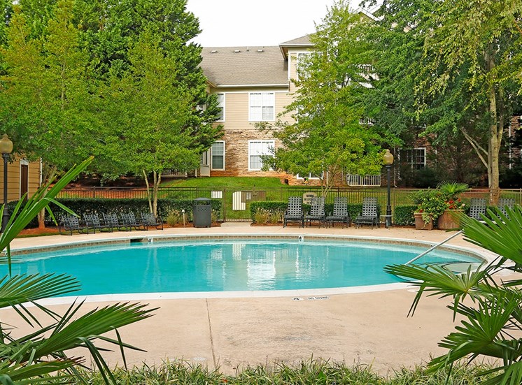 The Lodge at Crossroads apartments swimming pool in Cary, North Carolina
