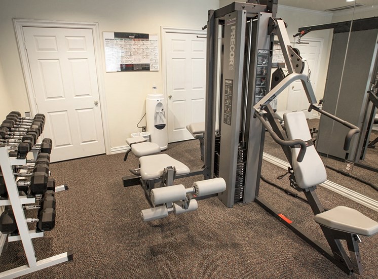 Retreat at Spring Park apartments fitness center in Garland, TX