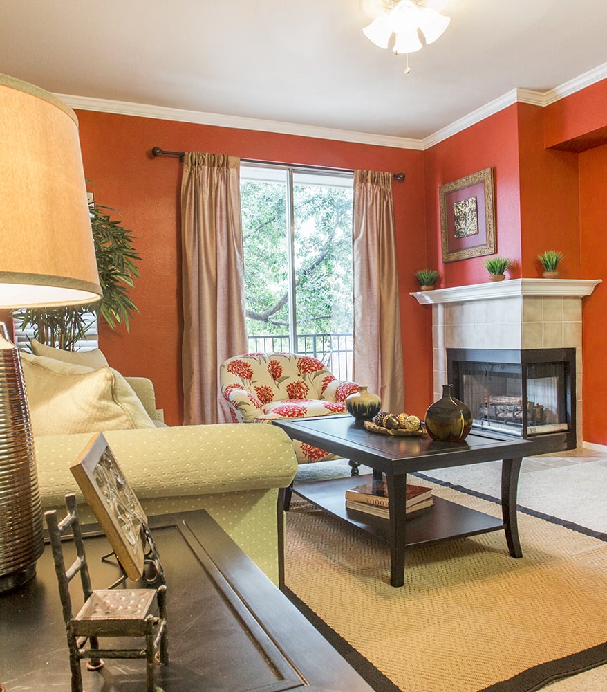 Retreat at Spring Park Garland Apartments for Rent