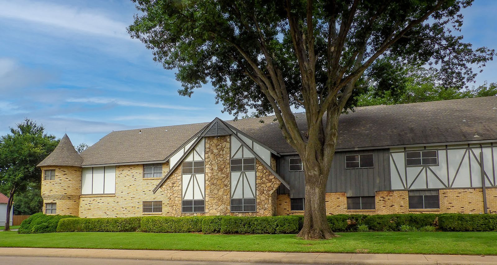 Camelot Apartments Apartments in Wichita Falls, TX