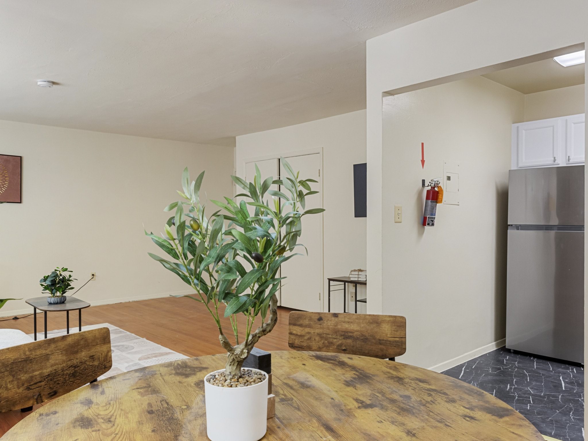 Gallery Photo 6