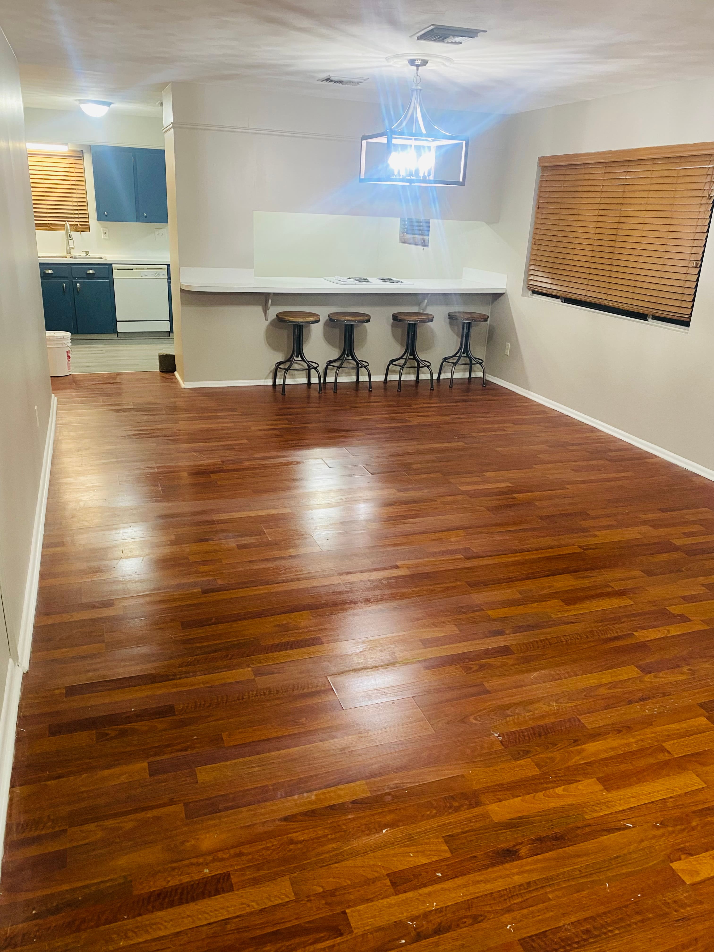 Gallery Photo 11