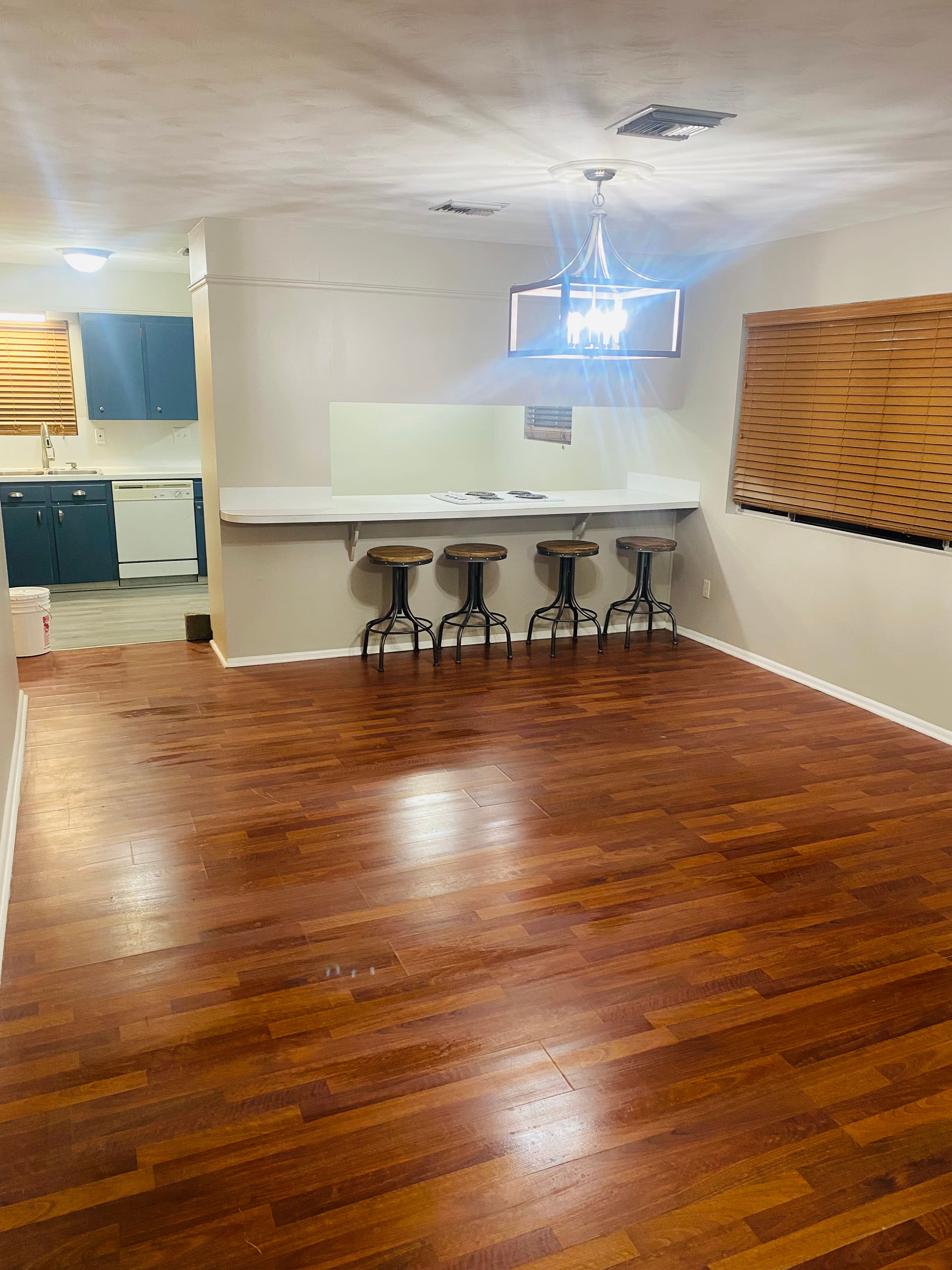 Gallery Photo 6