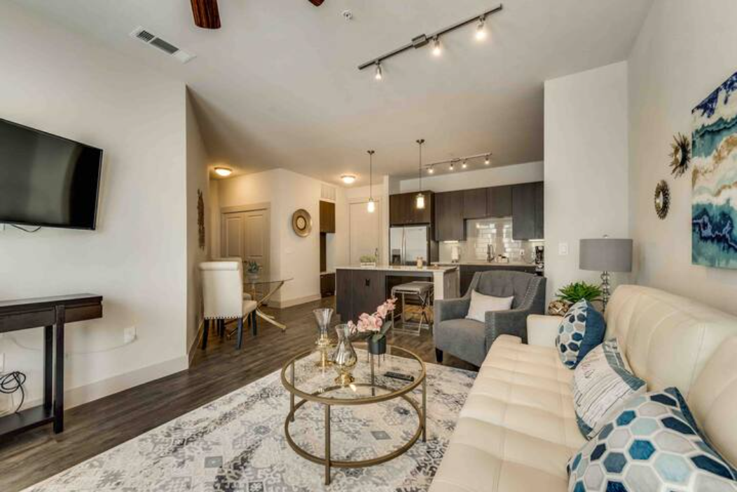 Gallery Photo 12