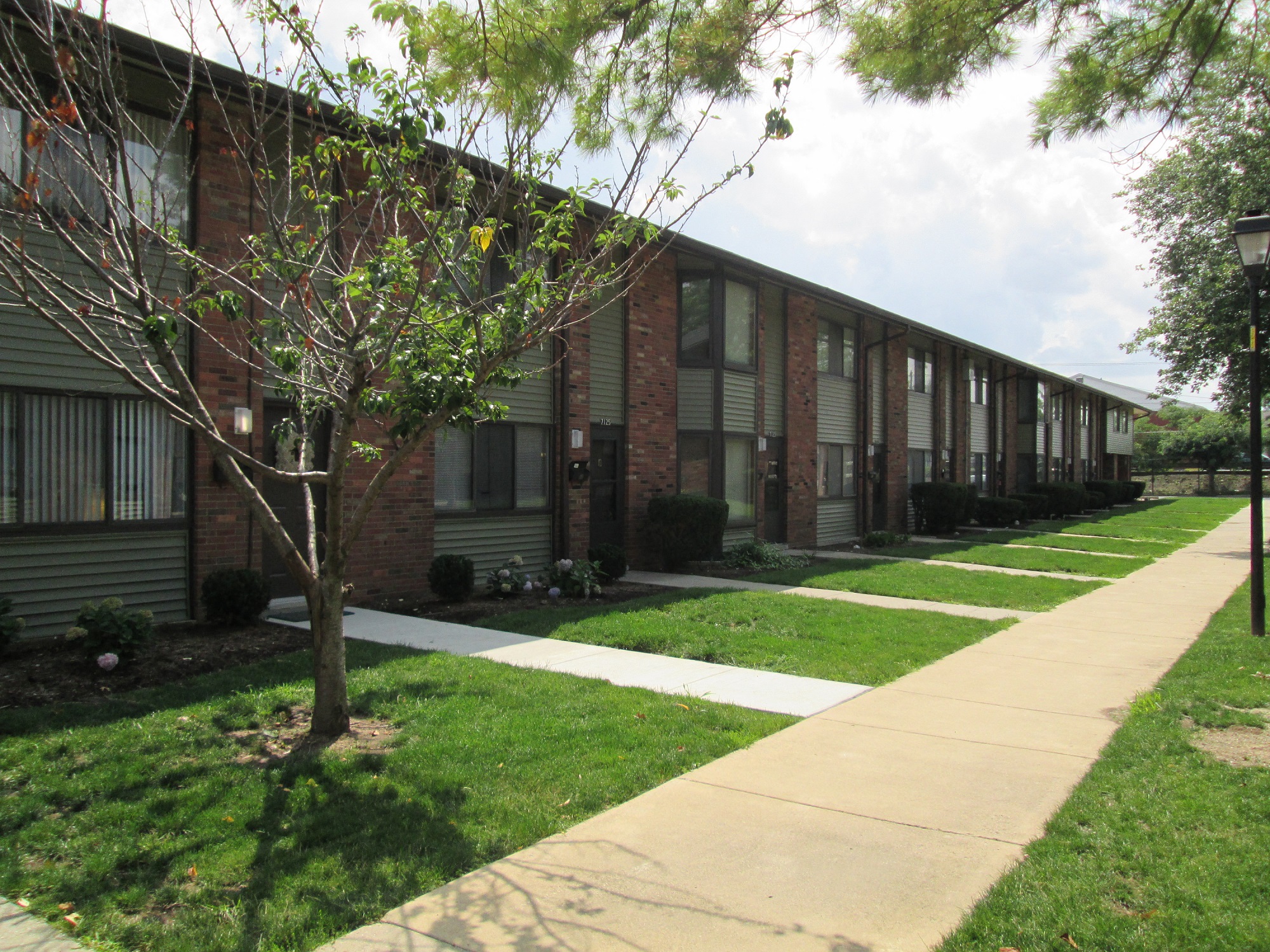 Kingston Square Apartments Apartments in Indianapolis, IN RENTCafe