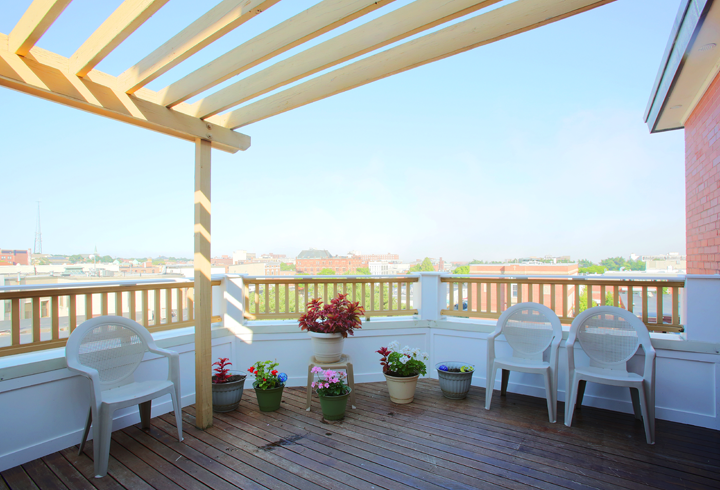 Deck