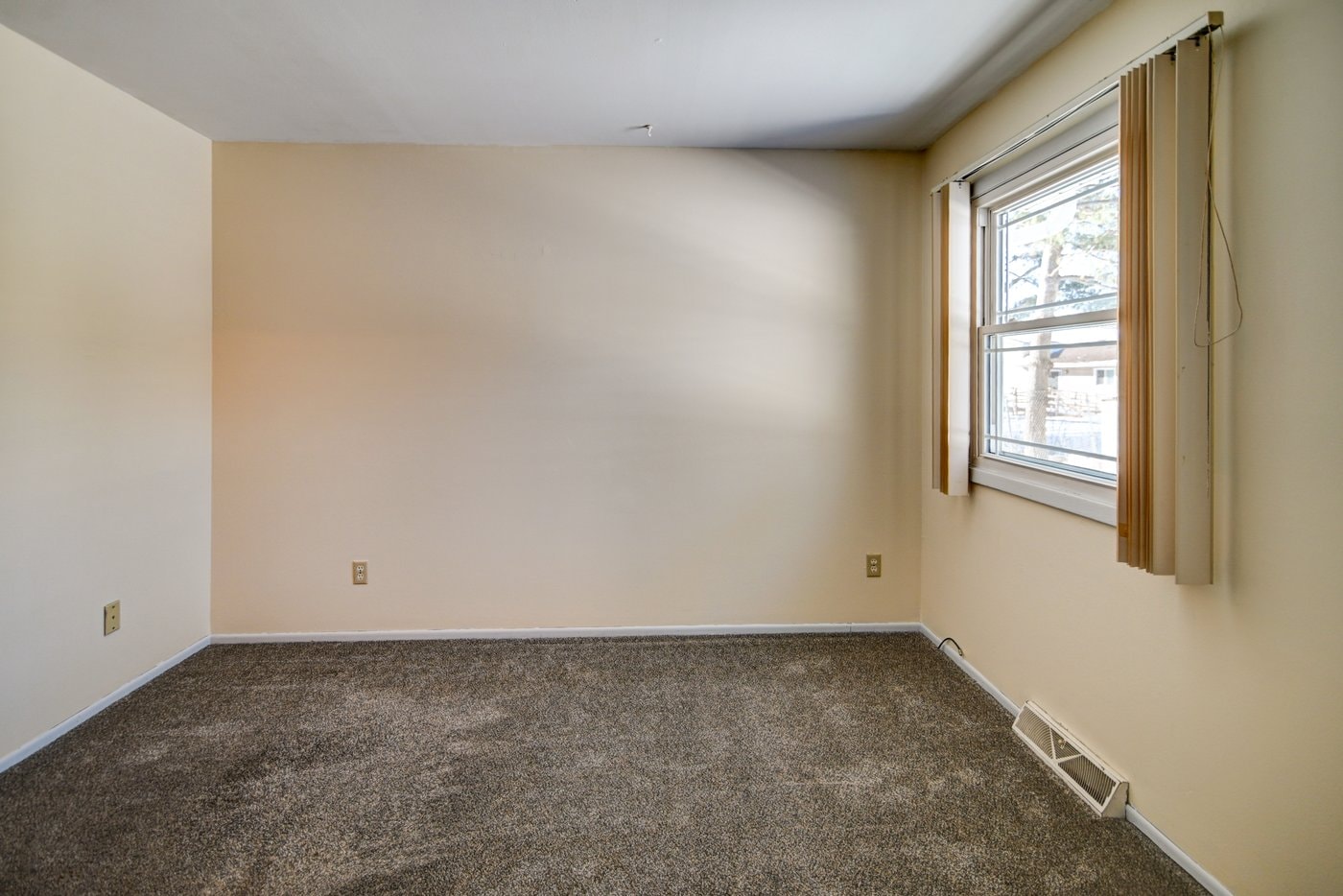 Gallery Photo 17