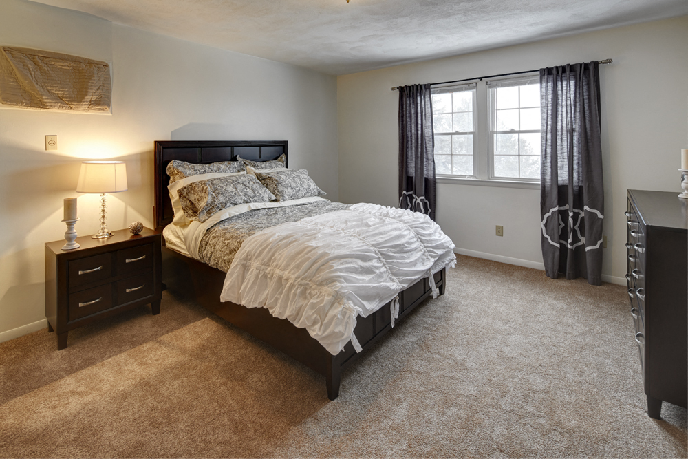 Kings Gate West Apartments in Camillus, NY