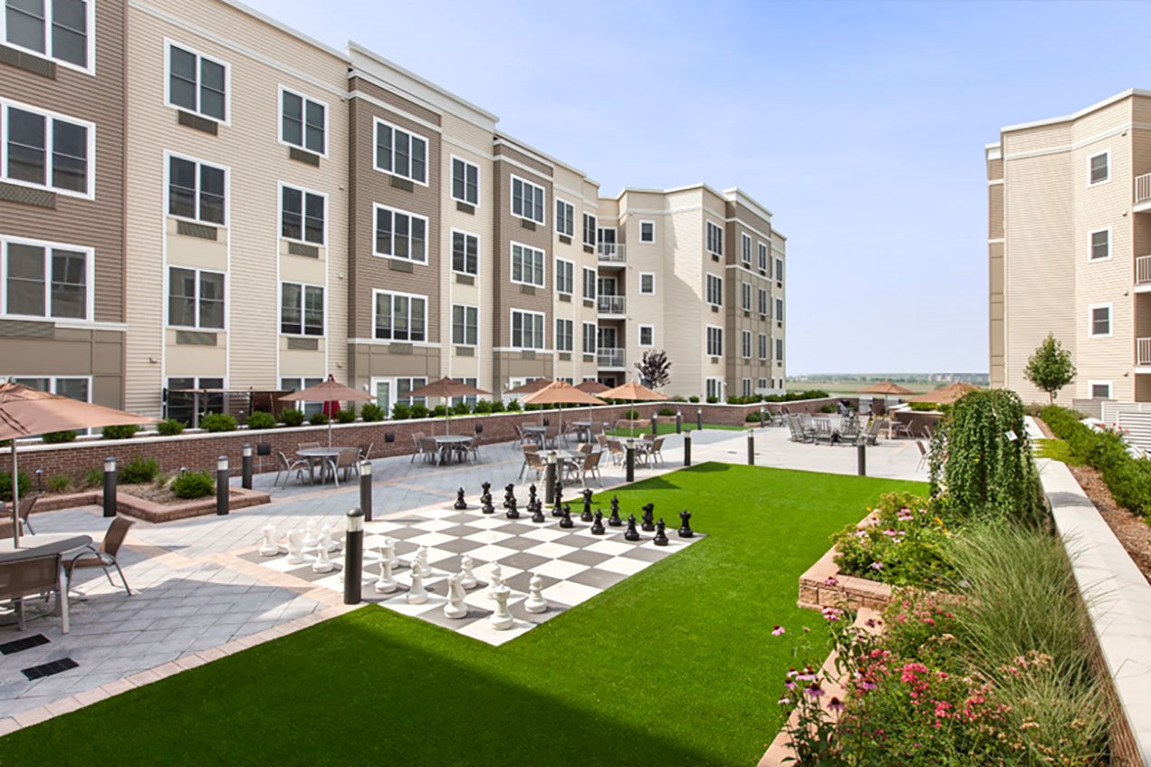 Apartments in East Rutherford, NJ The Monarch