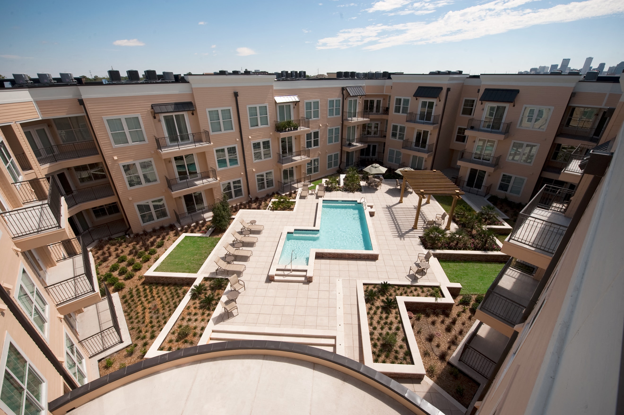 The Preserve New Orleans Mid-City Apartments Courtyard