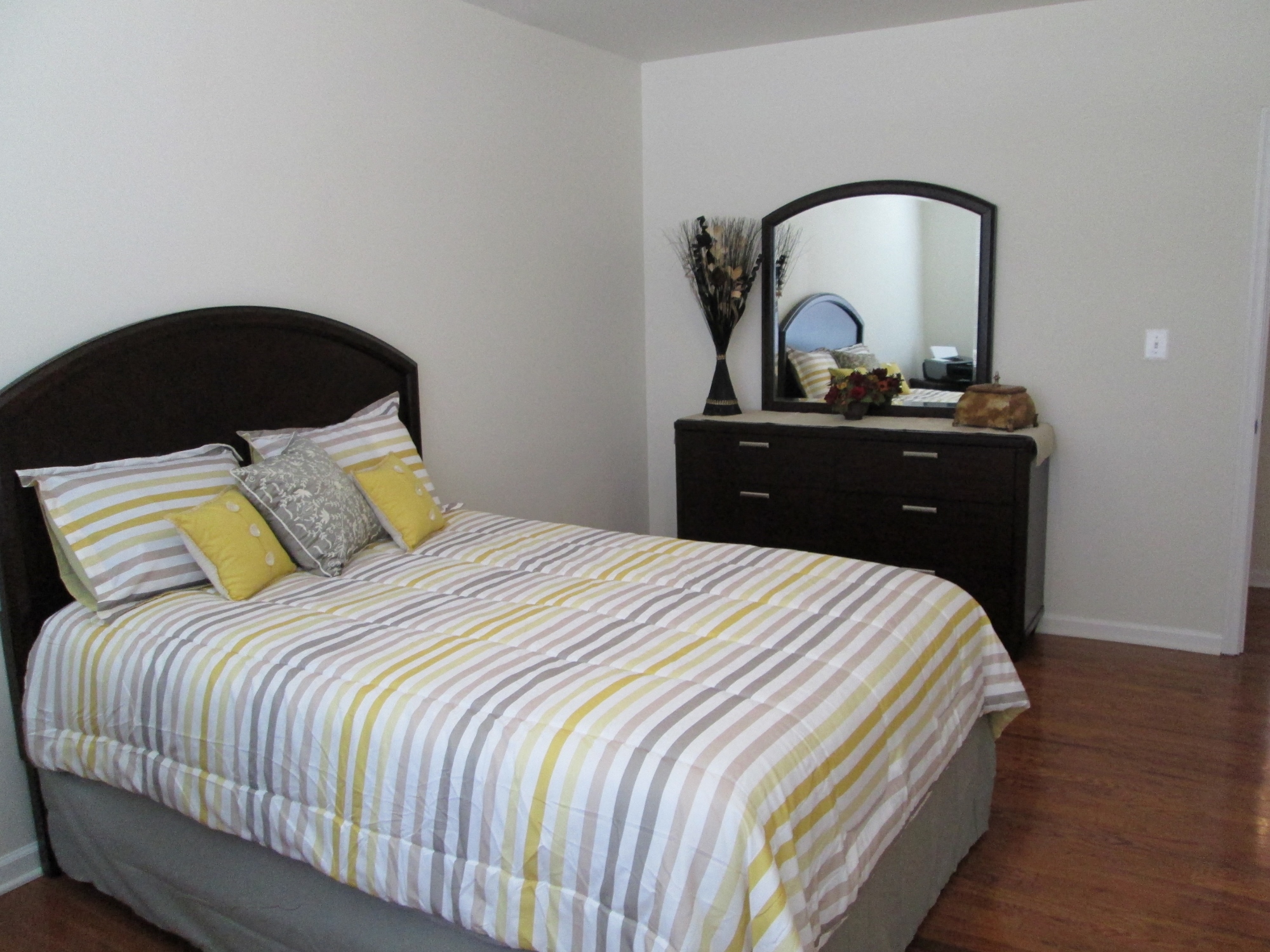 Holland Apartment Newport News VA