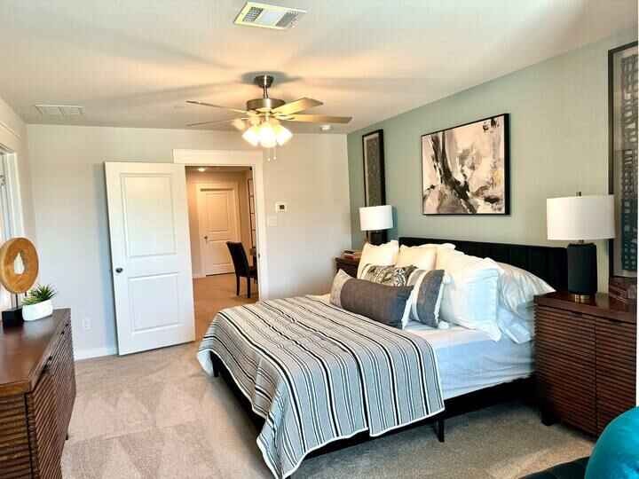 Gallery Photo 18