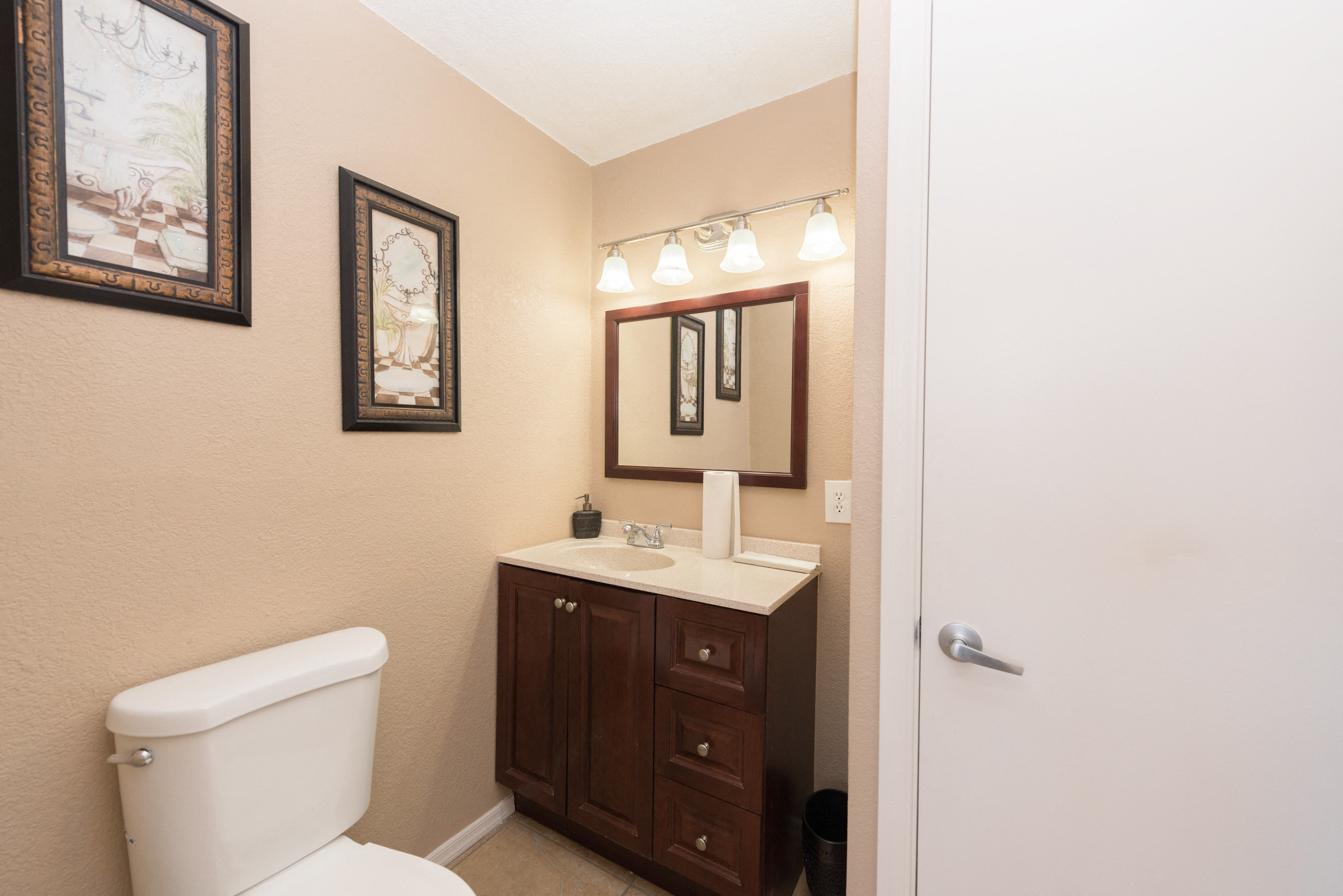 Gallery Photo 10