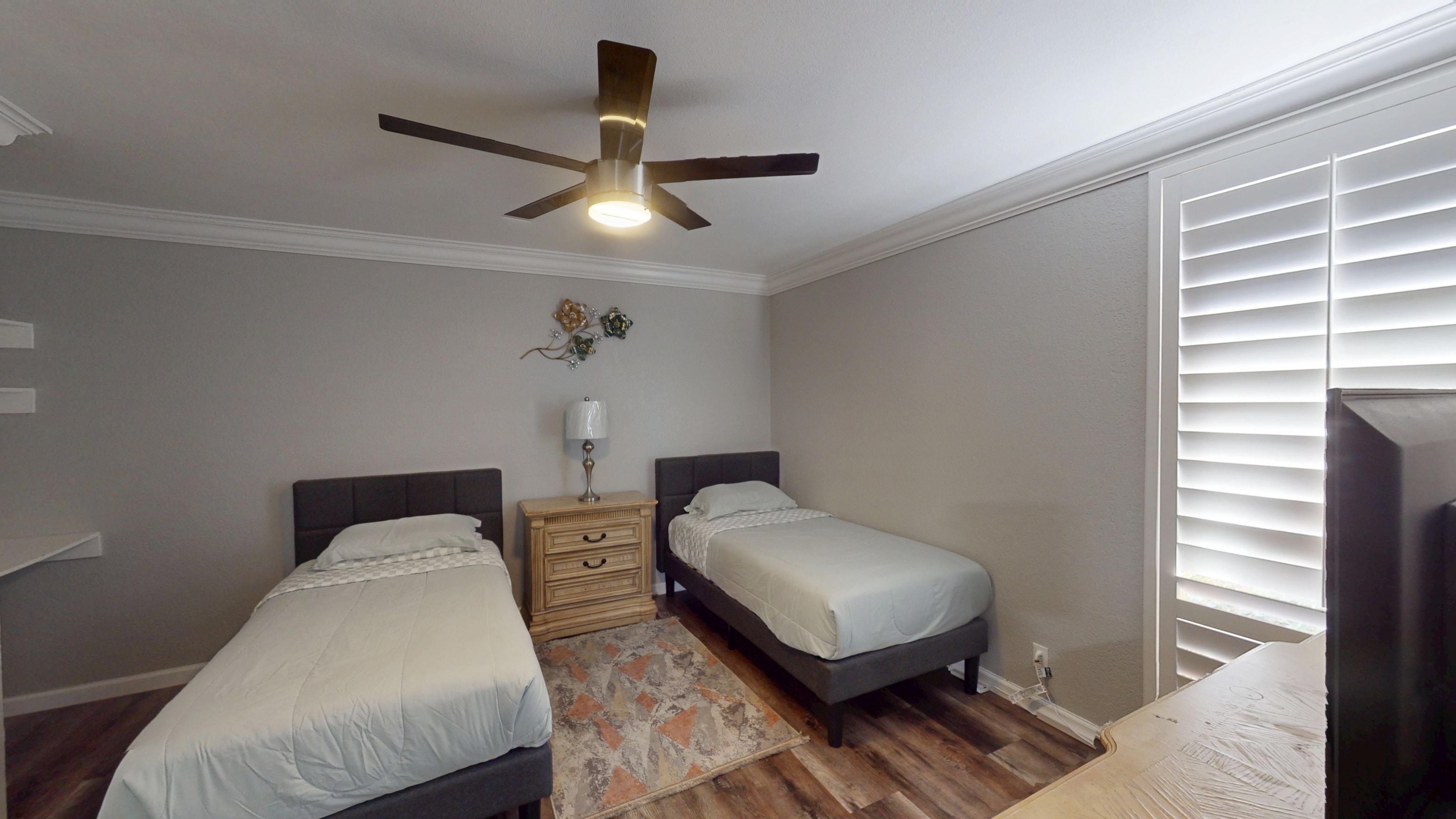 Gallery Photo 7