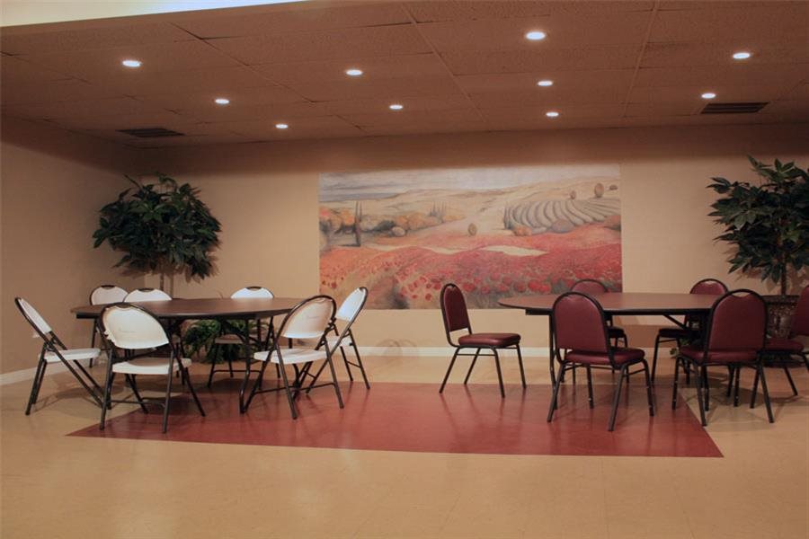 Gallery Photo 12