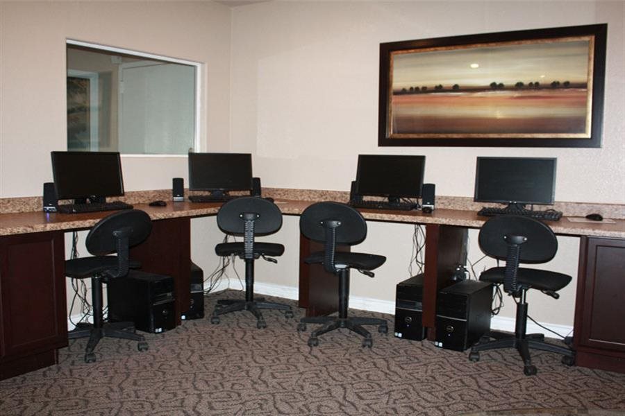 Gallery Photo 8