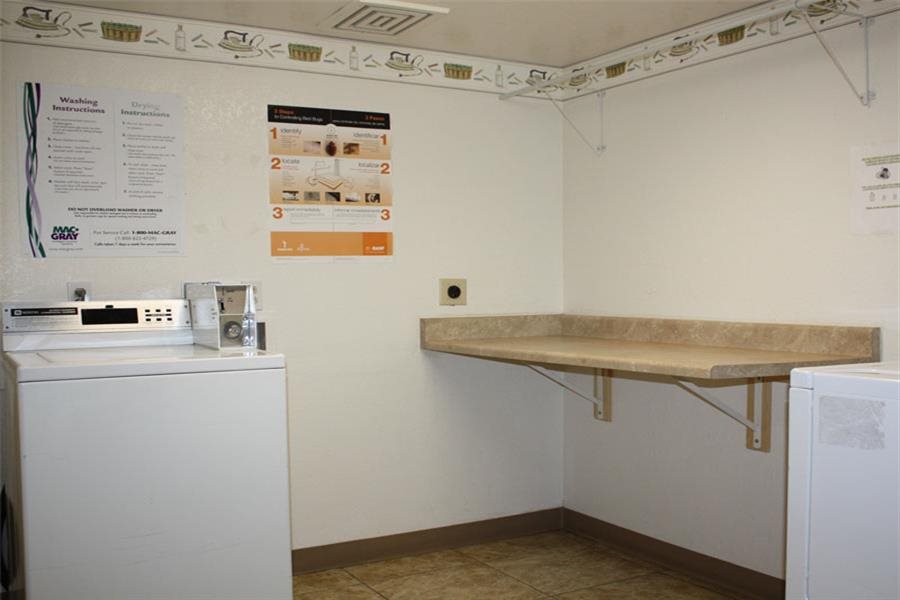 Gallery Photo 14