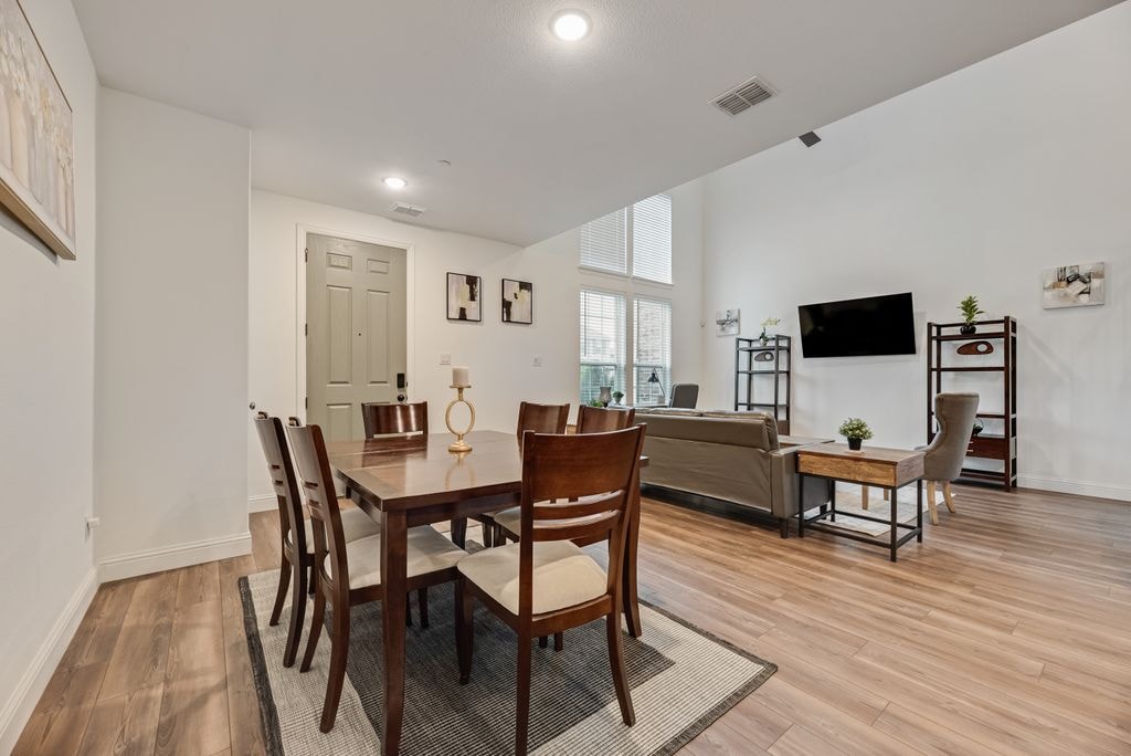 Gallery Photo 16
