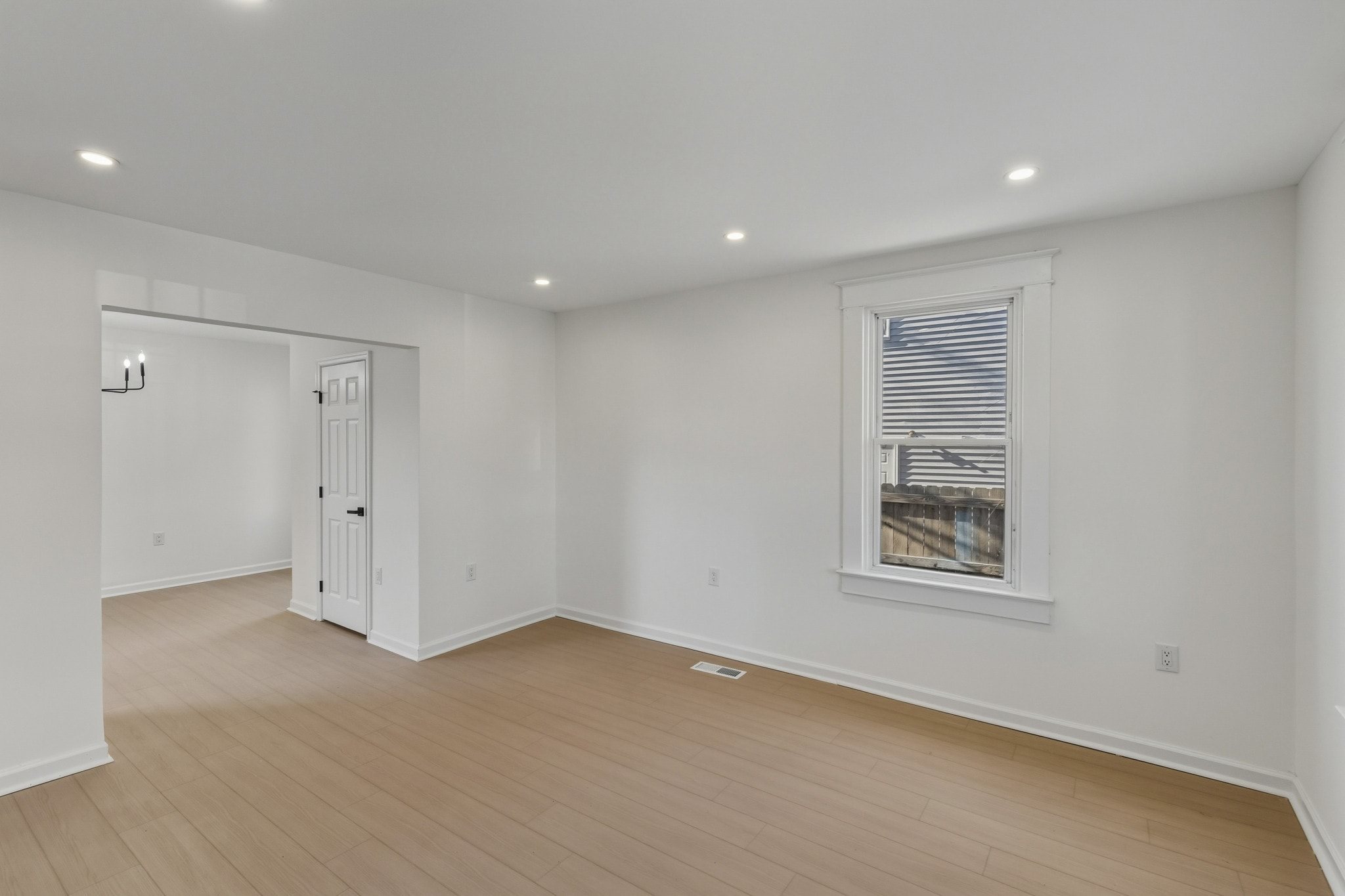 Gallery Photo 11