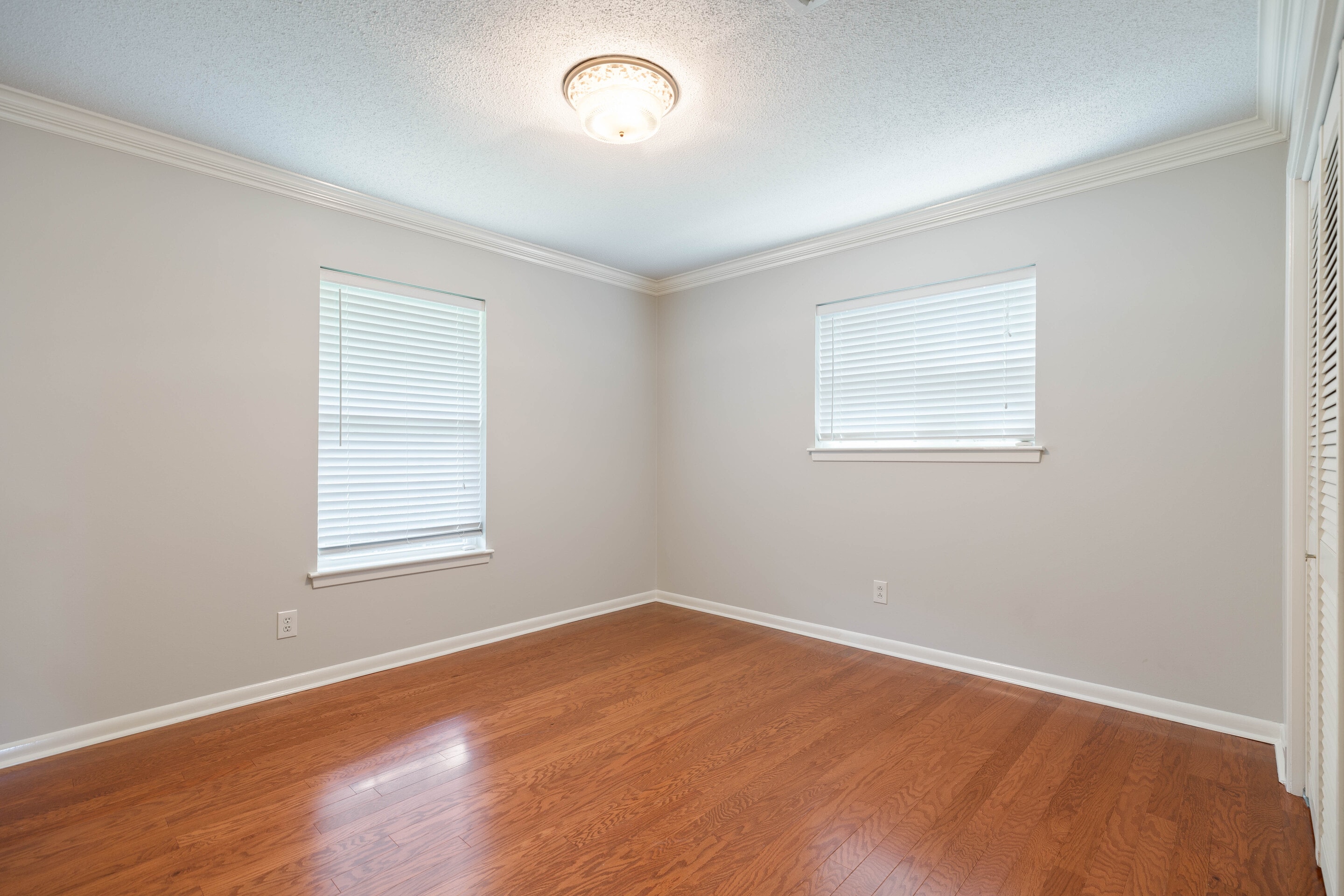 Gallery Photo 6