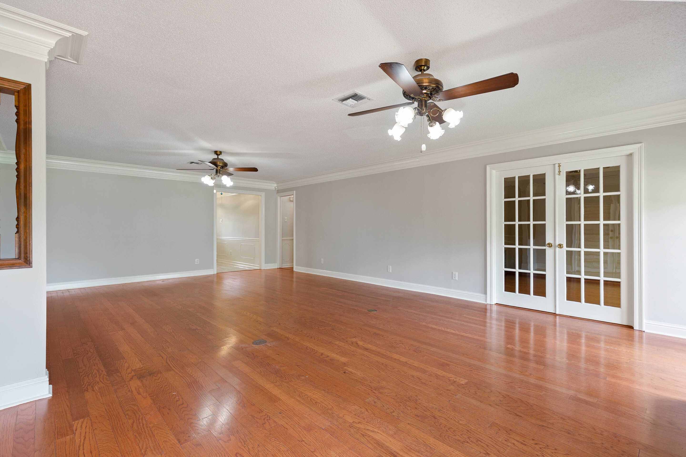 Gallery Photo 25
