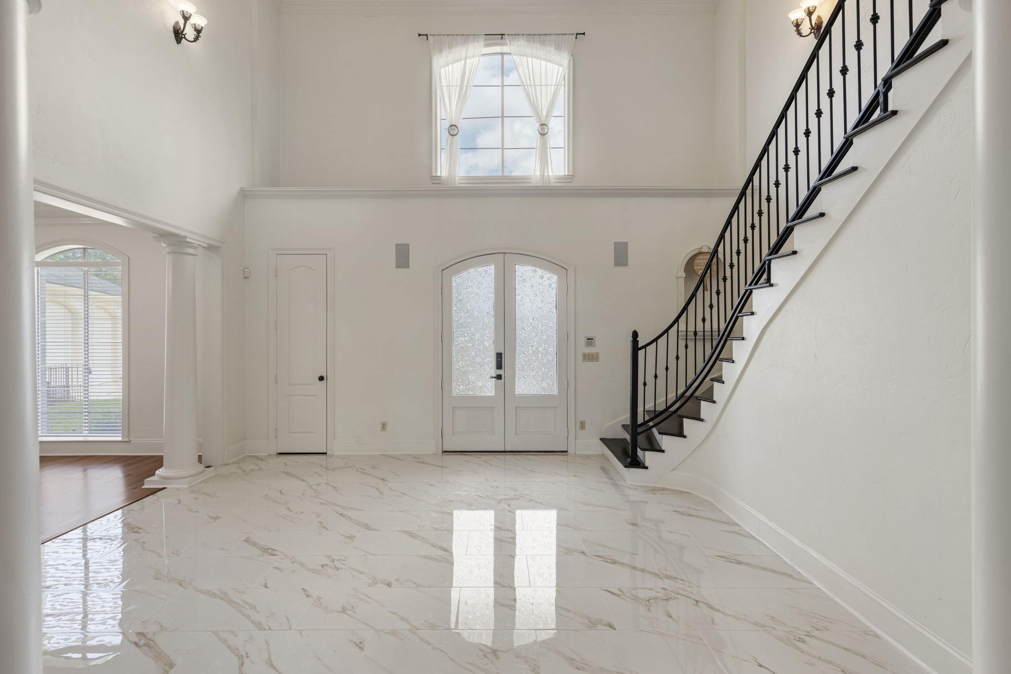 Gallery Photo 33