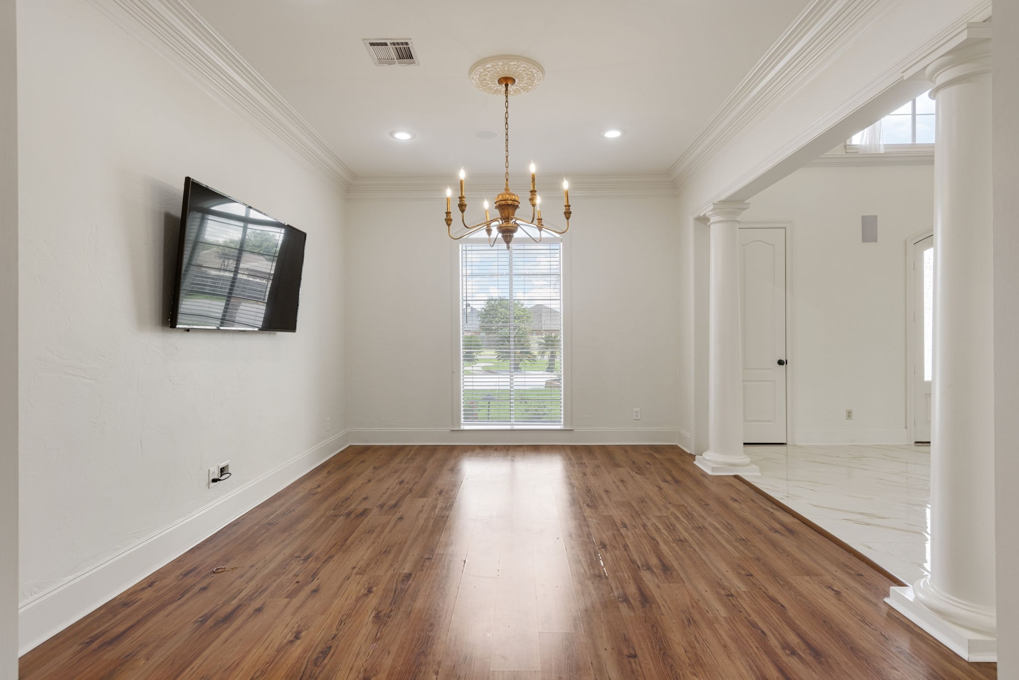 Gallery Photo 18
