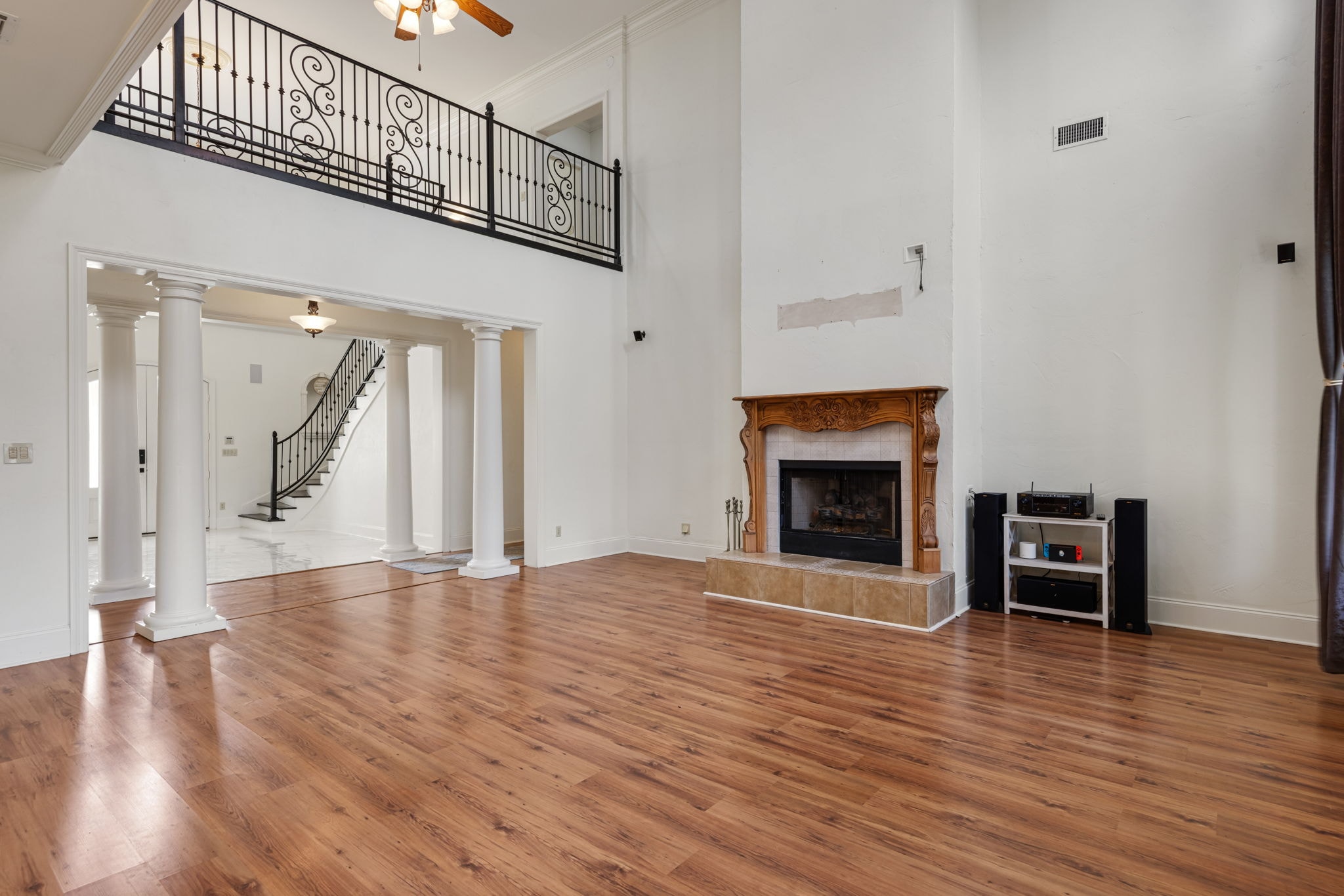 Gallery Photo 22