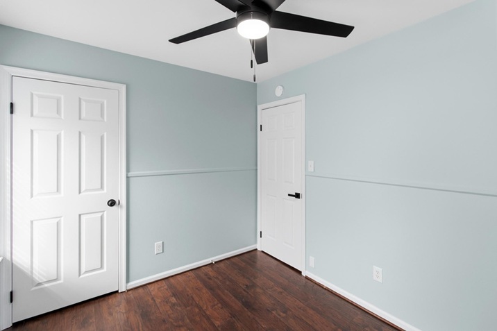 Gallery Photo 16
