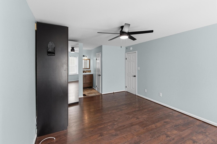 Gallery Photo 24