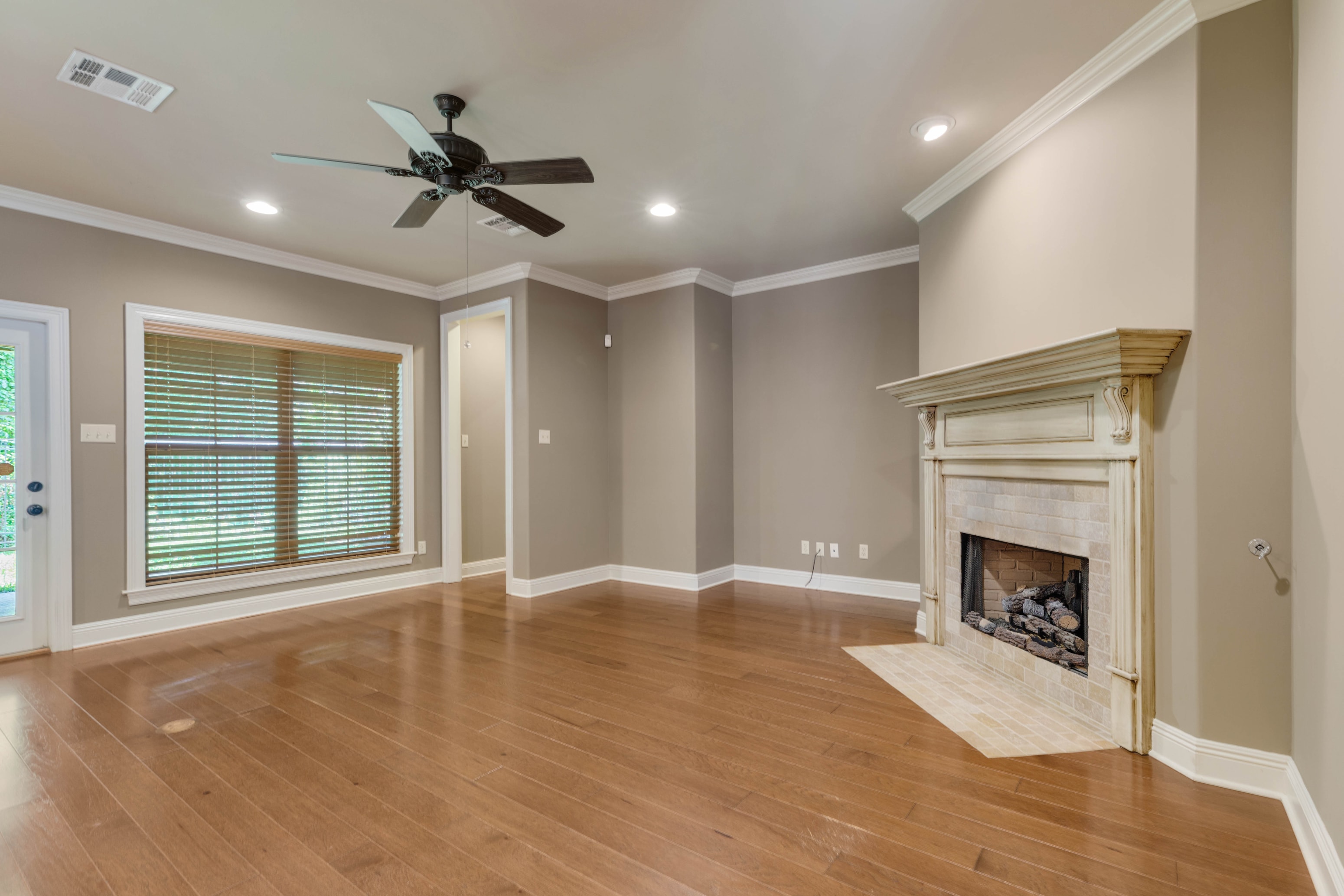 Gallery Photo 4