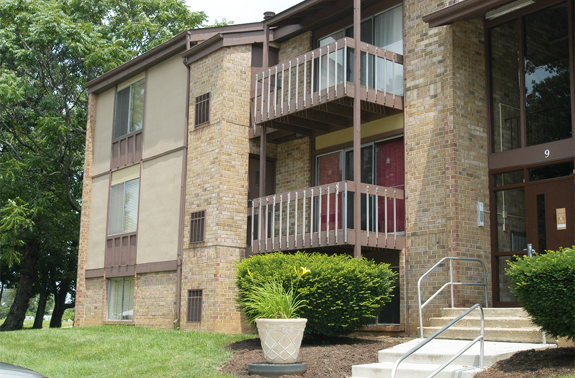 Apartments in Catonsville, Baltimore, MD White Oaks Apartments