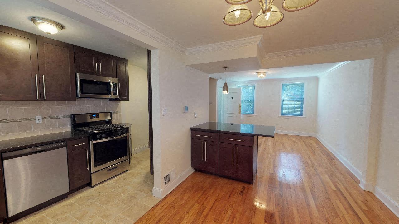 Gallery Photo 19