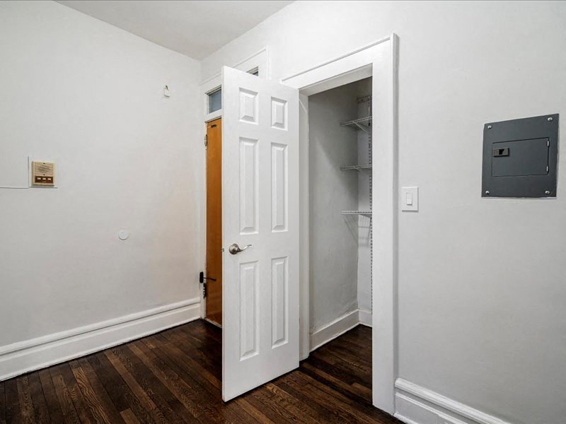 Gallery Photo 14