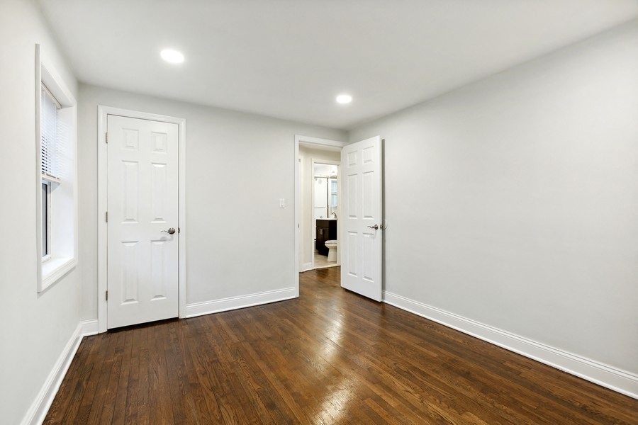 Gallery Photo 9