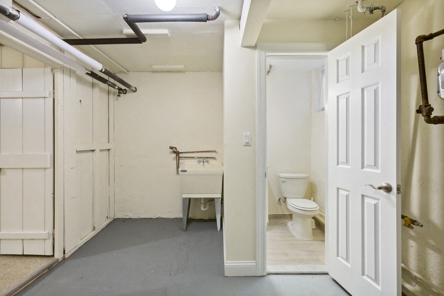 Gallery Photo 10