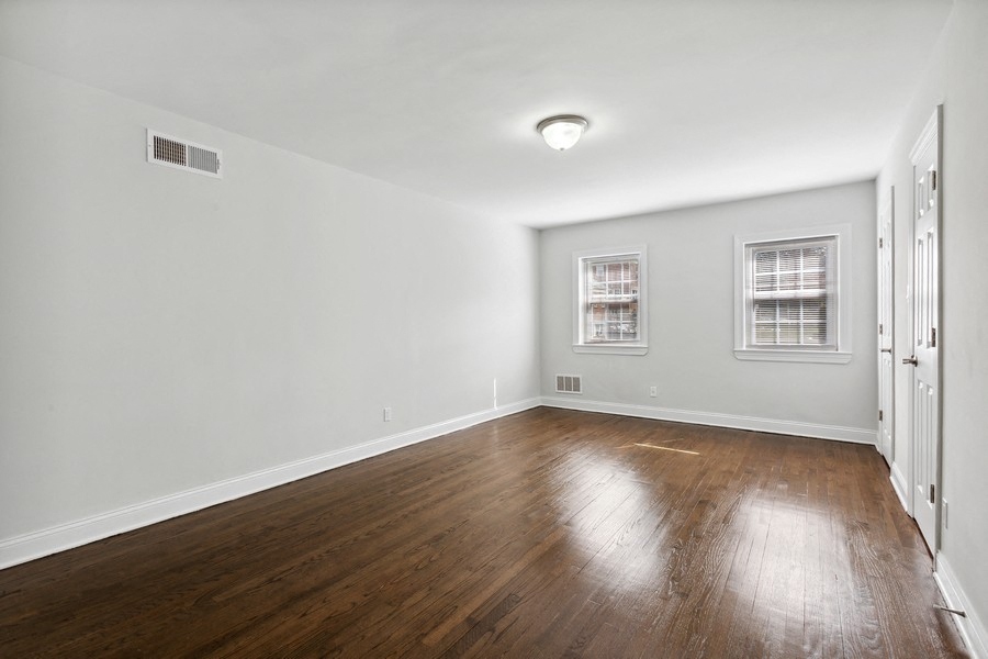Gallery Photo 13