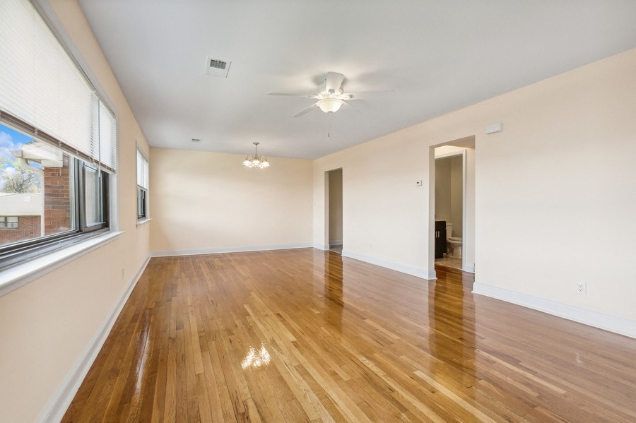 Gallery Photo 3